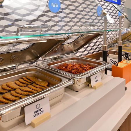 Holiday Inn Express & Suites Buford - Mall Of Georgia By Ihg Kültér fotó