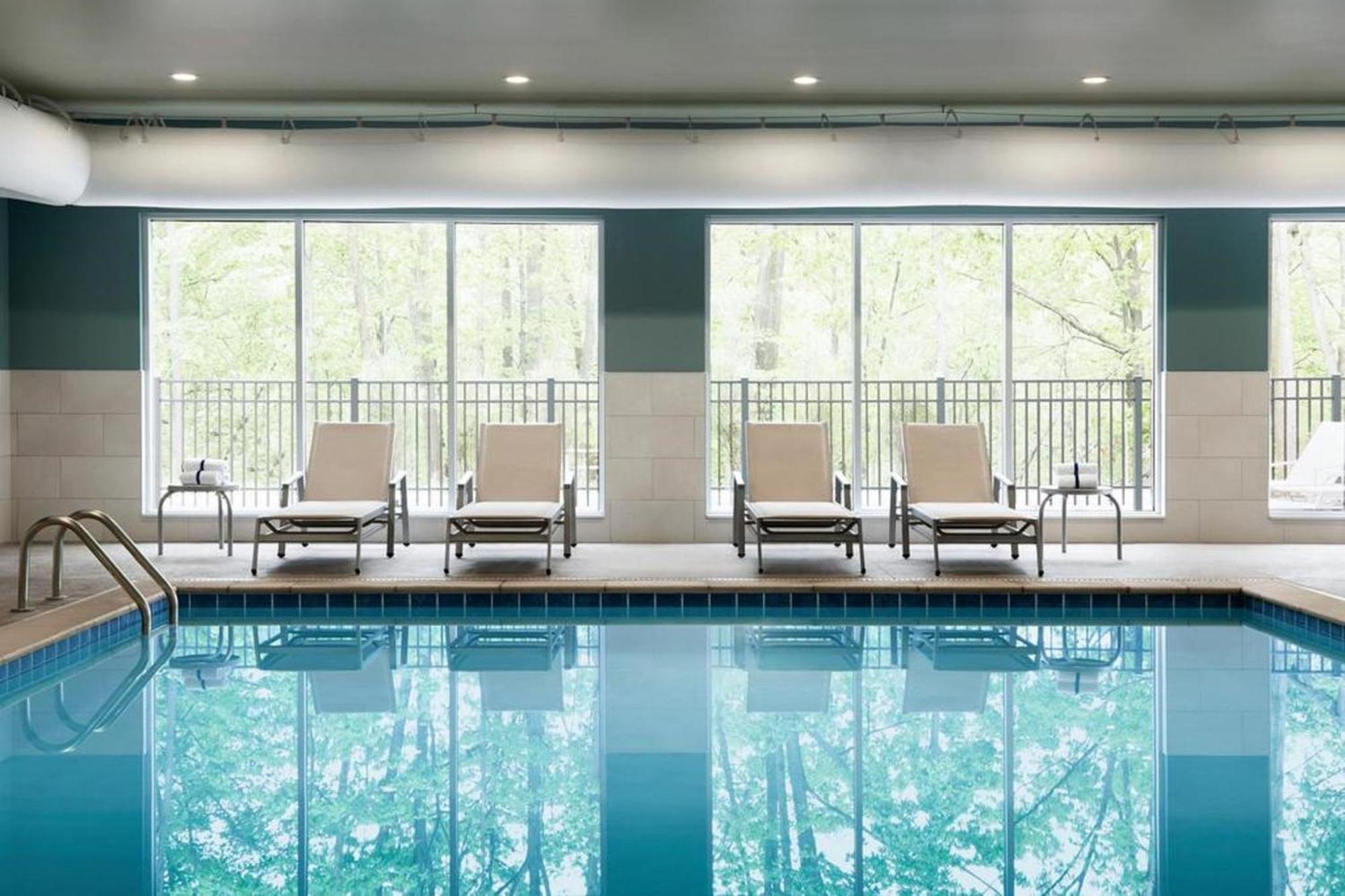 Holiday Inn Express & Suites Buford - Mall Of Georgia By Ihg Kültér fotó