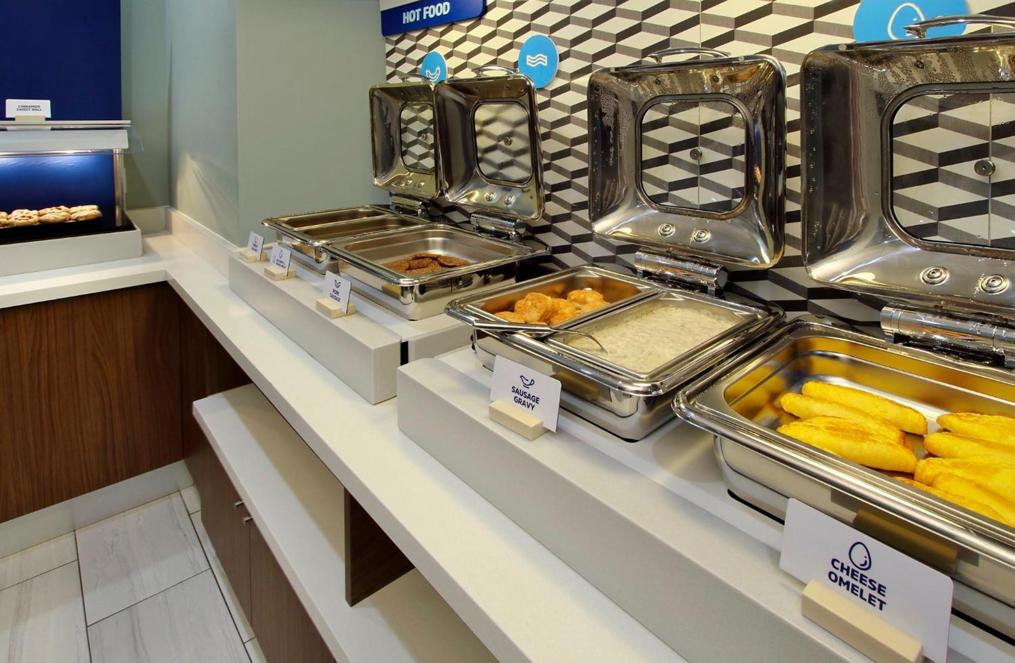 Holiday Inn Express & Suites Buford - Mall Of Georgia By Ihg Kültér fotó